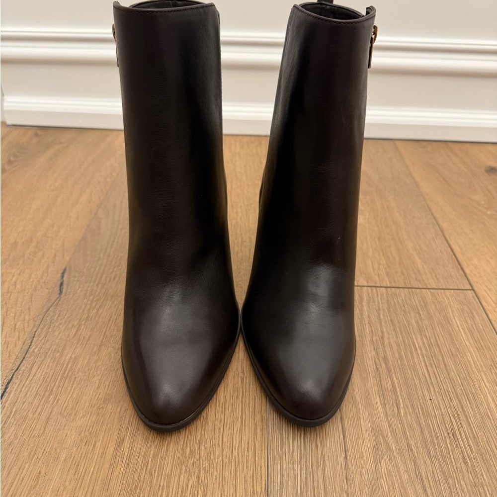 Coach Women's Black Leather Ankle Boots - Classic Pointed Toe never worn